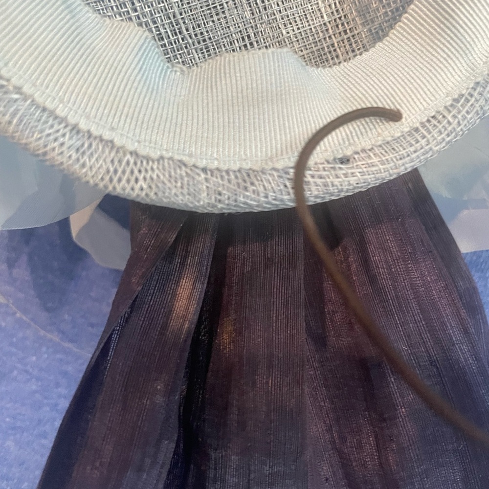 Fascinator - Picture 3 of 5